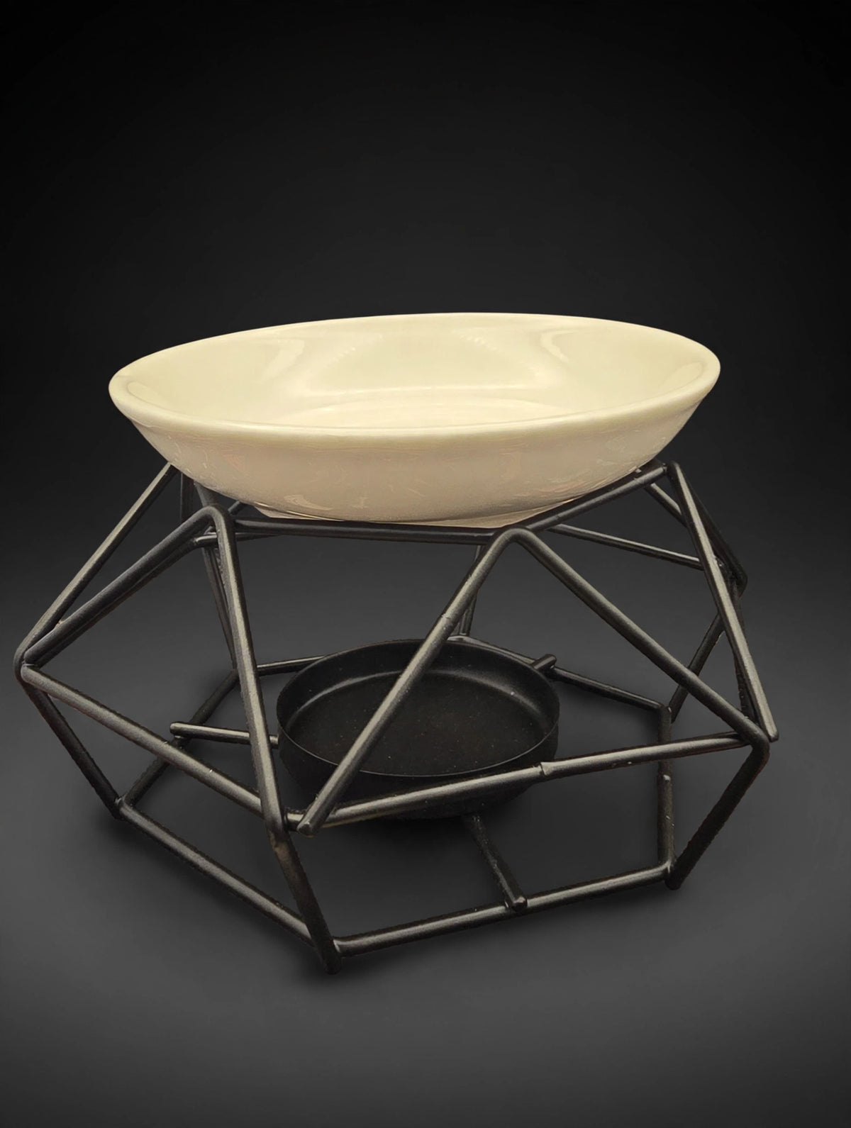 The Lunar Bowl / Le bol lunaire